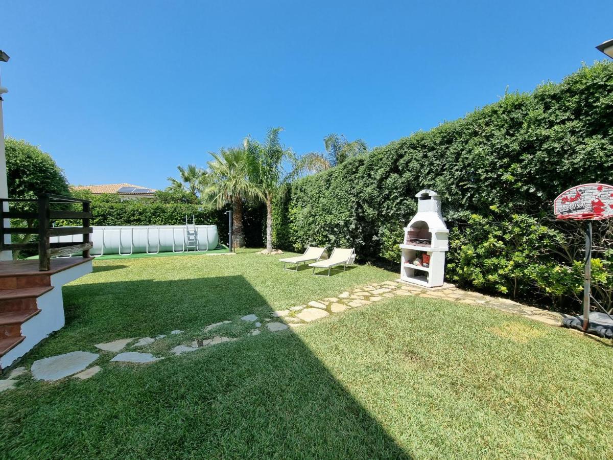 קאריני Villa Jari מראה חיצוני תמונה